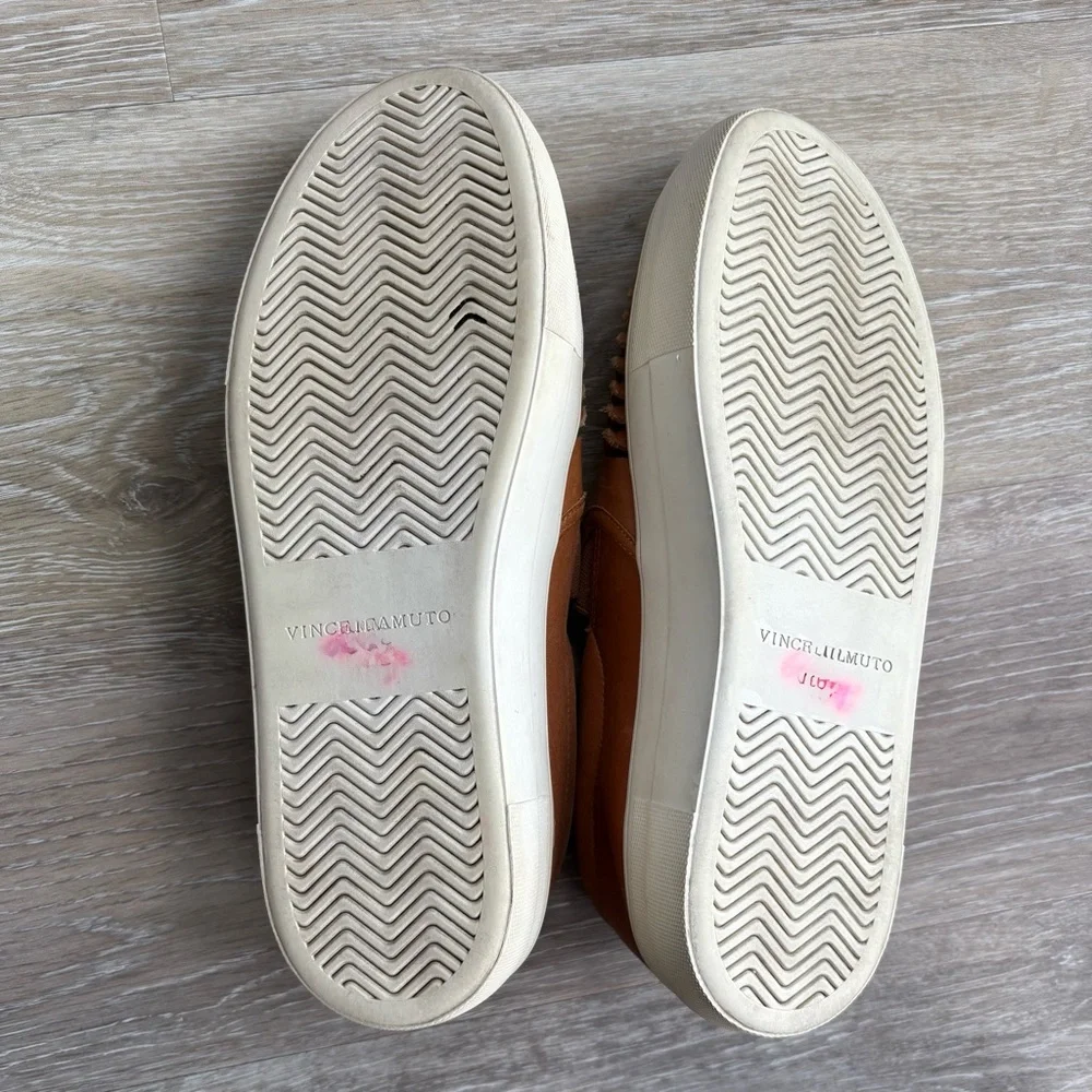 Tan Tassel Slip-On Tassel Loafers Vince Camuto Size 7M - Picture 8 of 8